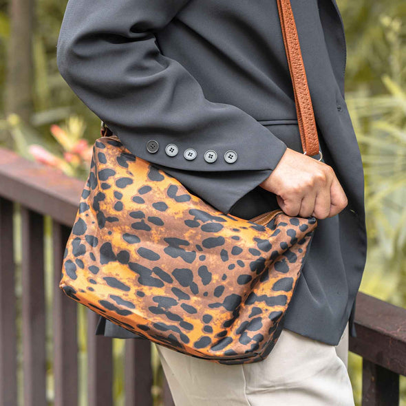 Lavawa Leather Studs Tote Shoulder Bag Crossbody Bag Handbag Sets Purse 2pcs